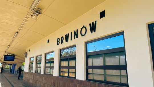Nowy dworzec w Brwinowie już otwarty! Zabytkowa perła modernizmu odzyskała blask [ZDJĘCIA]
