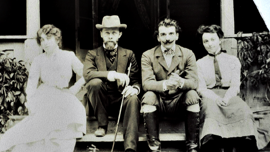 Wielkanoc Zofii i Ferdynanda. Opowieść o domu, książkach i końcu pewnego świata