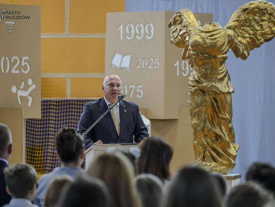 50 lat historii i wspomnień – Szkoła Podstawowa nr 4 w Pruszkowie świętuje złoty jubileusz 50 lat historii i wspomnień – Szkoła Podstawowa nr 4 w Pruszkowie świętuje złoty jubileusz