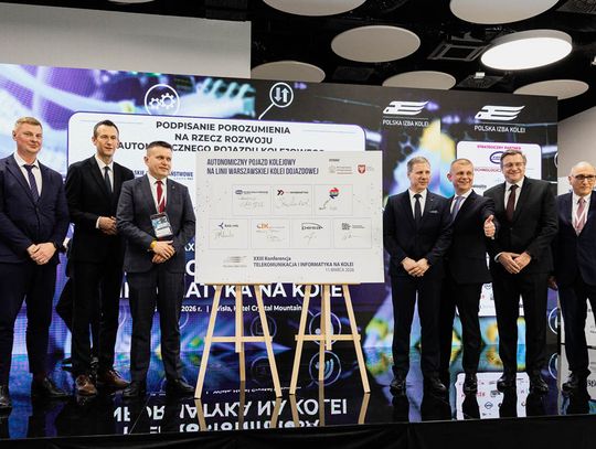 Autonomiczny pociąg na torach WKD? Podpisano porozumienie o testach na linii Podkowa Leśna – Milanówek