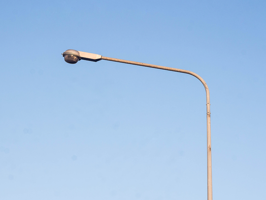 Będą nowe lampy na ul. Leśnej. Gmina zleciła doświetlenie