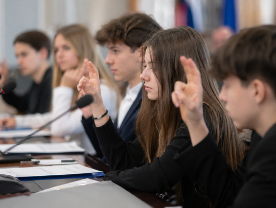 Dodatkowe fundusze na program Mazowsze dla młodzieży. Pruszków i Żabia Wola z dotacjami
