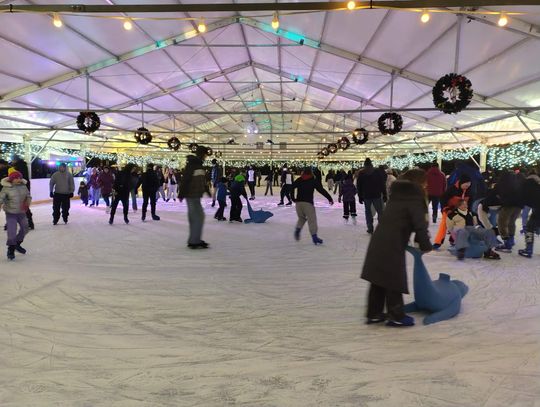 Dyskoteka na lodzie w Grodzisku