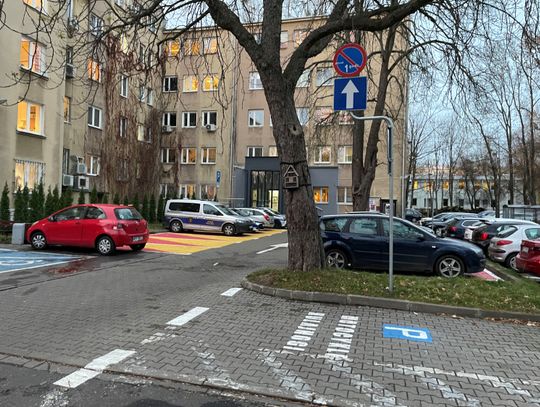 Kontrowersje wokół parkingu przy urzędzie miasta