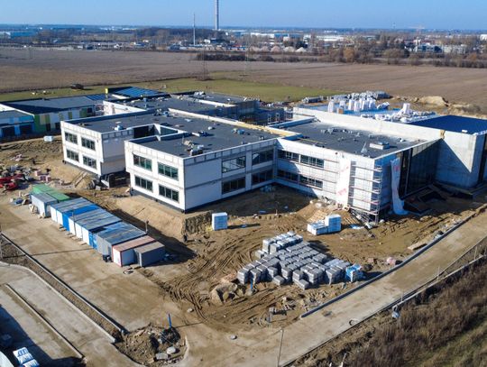 Nowa szkoła w Parzniewie coraz bliżej. Ruszył konkurs na dyrektora i rekrutacja uczniów