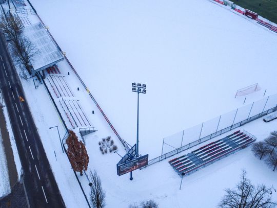 Nowy stadion Pogoni Grodzisk coraz bliżej. Oświetlenie kluczowym krokiem inwestycji