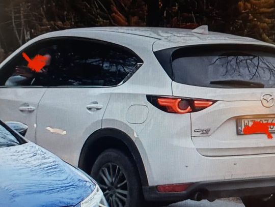 Pirat drogowy o mały włos nie potrącił dzieci. Burza po wpisie wójt gminy Michałowice