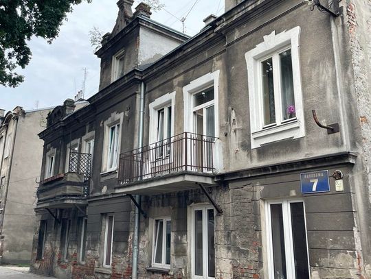 Pożar w Pruszkowie – jedna osoba ranna!