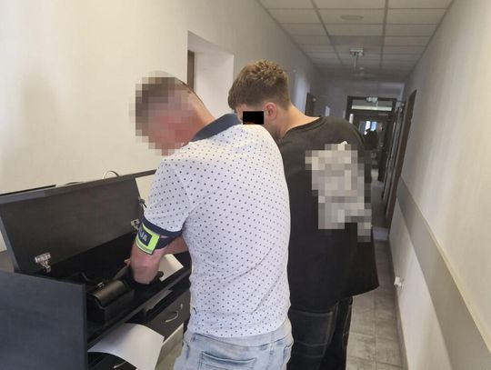 Pruszków: 20-letni cudzoziemiec zatrzymany z narkotykami. Grozi mu wydalenie z Polski