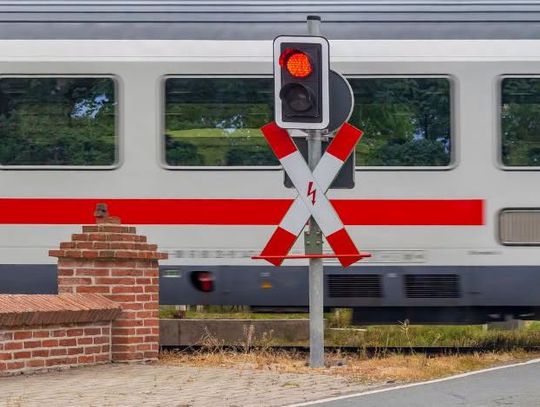 Przejazd kolejowy w Bożej Woli zamknięty. Kierowców czekają objazdy