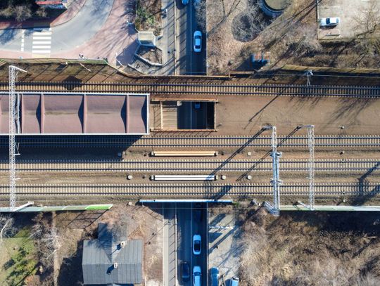 Remont tunelu w Brwinowie opóźniony. MZDW przesuwa termin przetargu!