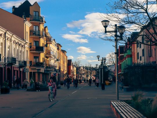 Rewitalizacja deptaka w Grodzisku: 7 ofert, miliony w grze i wielkie zmiany w centrum Rewitalizacja deptaka w Grodzisku: 7 ofert, miliony w grze i wielkie zmiany w centrum