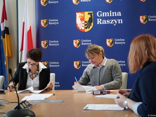 Rozbudowa ul. Jaworowskiej i Narożnej rusza! Gmina Raszyn podpisała kluczową umowę Rozbudowa ul. Jaworowskiej i Narożnej rusza! Gmina Raszyn podpisała kluczową umowę
