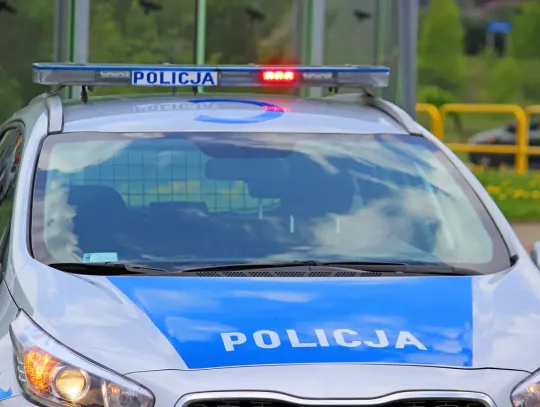 Seria kradzieży w drogerii w Raszynie. 19-latka usłyszała zarzut