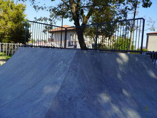 Skatepark w Raszynie już gotowy. Można korzystać