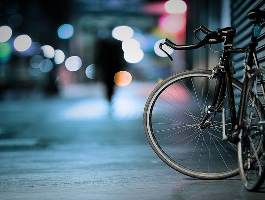Straż miejska w Pruszkowie radzi – oznakuj swój rower!