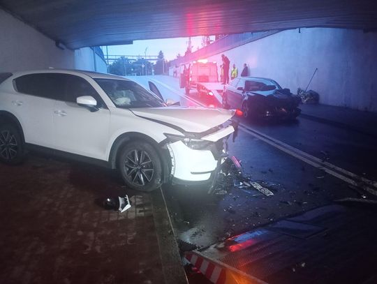 Tunel przy Bałtyckiej w Grodzisku nieprzejezdny! Trzy osoby trafiły do szpitala