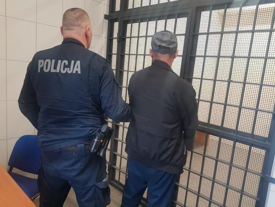 Uciekł po kolizji i wrócił. Szokujące ustalenia policji z Janek pod Warszawą