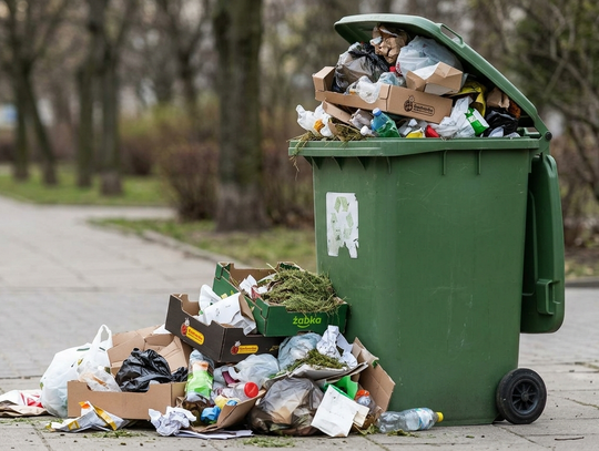 Wojna z oszustwami śmieciowymi w Nadarzynie. Wójt ujawnia szokujące dane z PSZOK