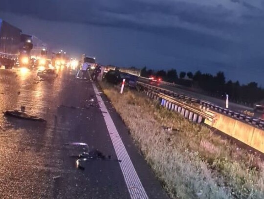 Wypadek na autostradzie A2. Nie żyje jedna osoba