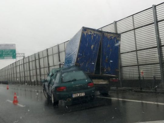 Wypadek na trasie S8, duże korki