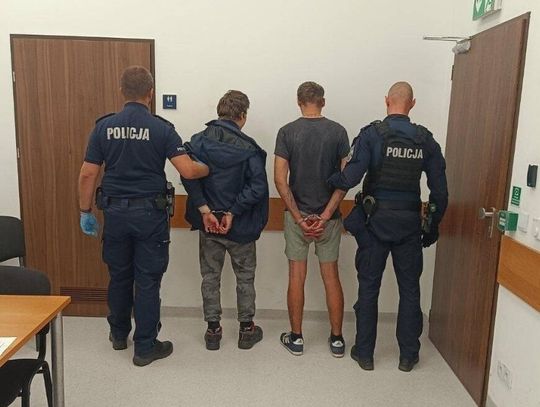 Zatrzymano podpalaczy z Pruszkowa! Podłożyli ogień w pustostanie