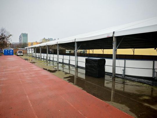 Zimowe lodowisko w Pruszkowie prawie gotowe