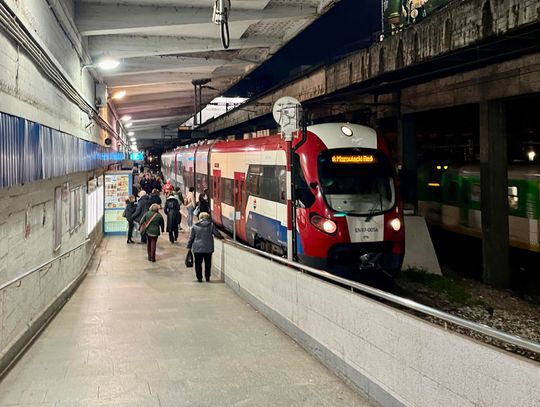 Znamy rozkład jazdy WKD na 28–30 listopada. Szykują się duże utrudnienia