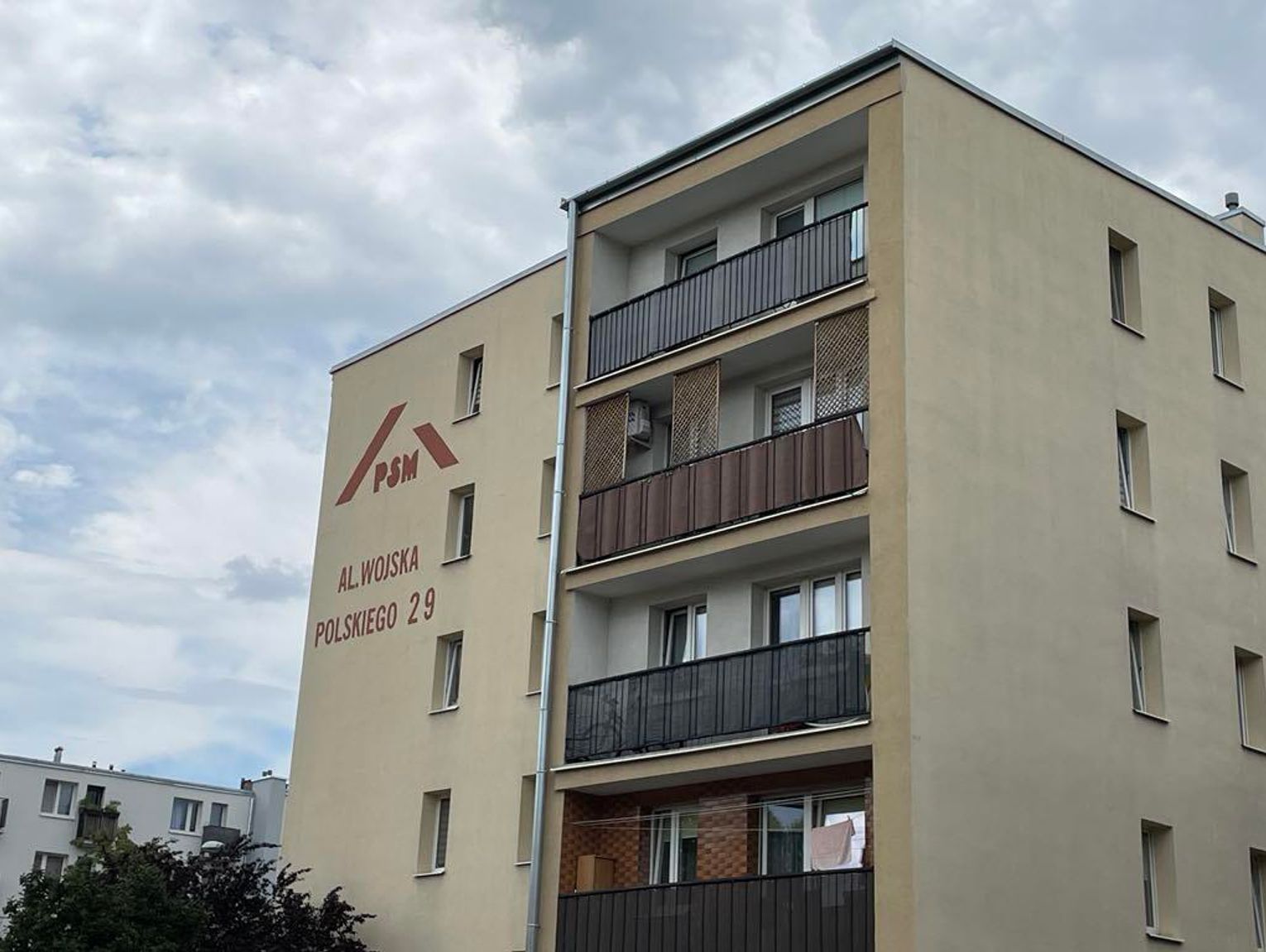 Awantura o wózki i rowery na klatkach schodowych