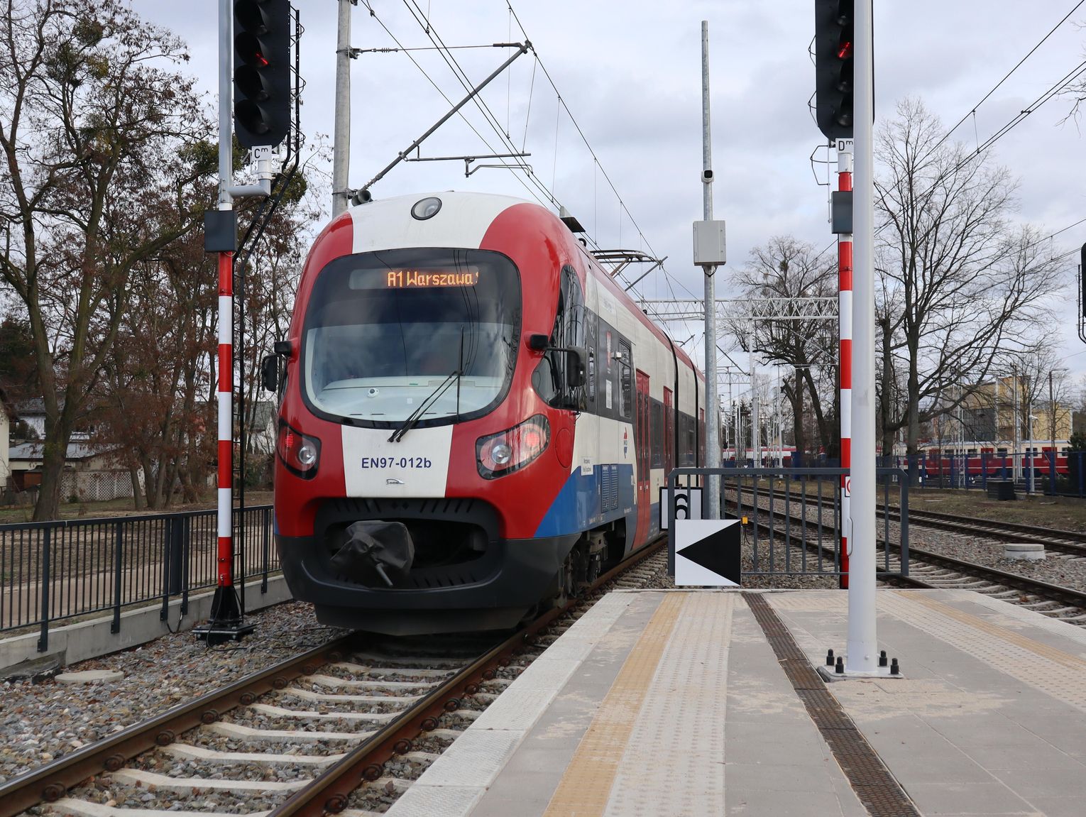 Ciszej przy torach! Koniec z obowiązkowym sygnałem