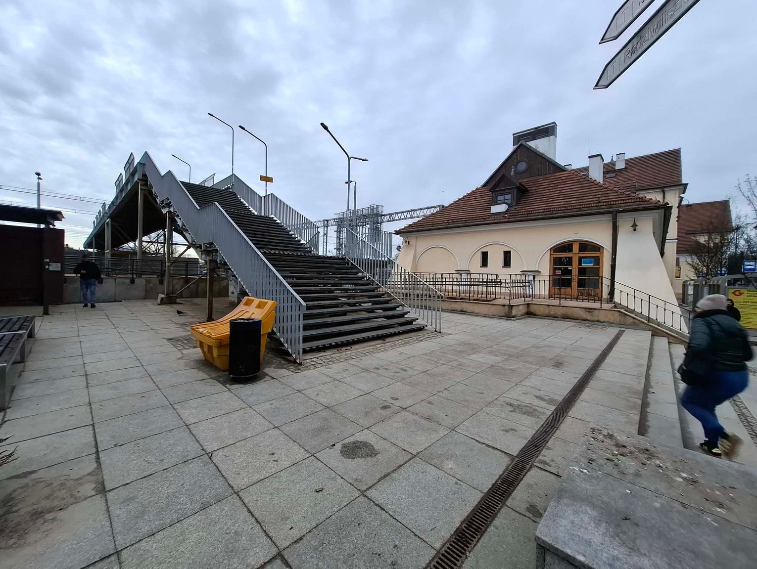 Czy kładkę nad torami czekają zmiany?