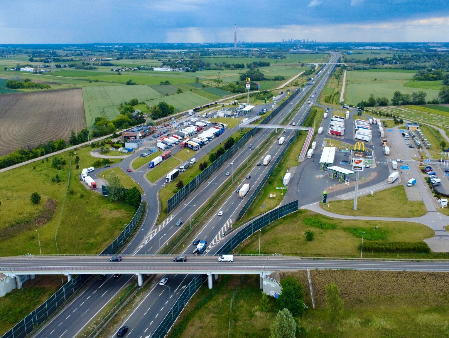 Czy w Brwinowie powstanie węzeł A2? Dyskusja mieszkańców o zjeździe przy MOP