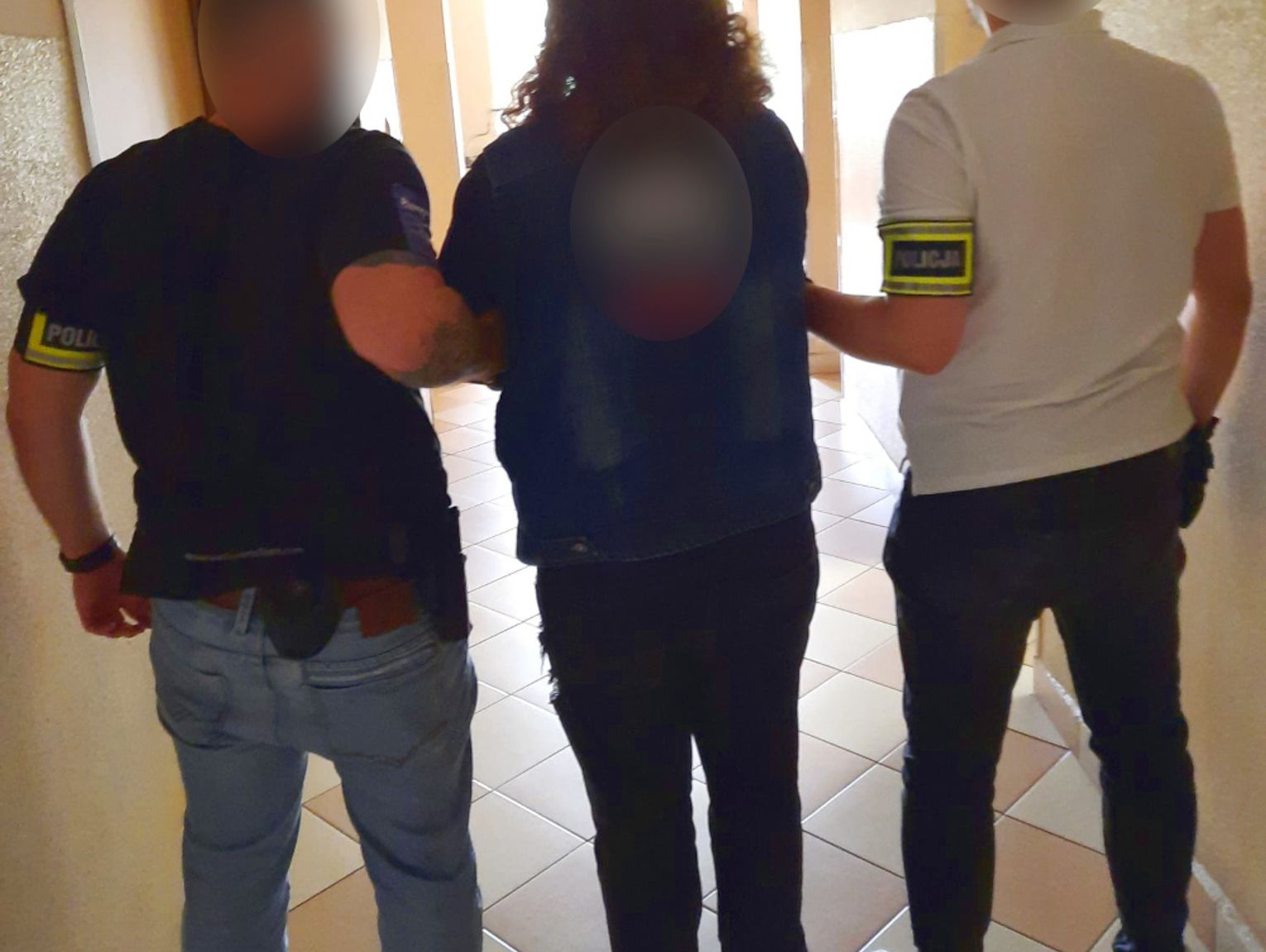 Jak zarabiać na egzotycznych wycieczkach? Szajka oszustów zatrzymana