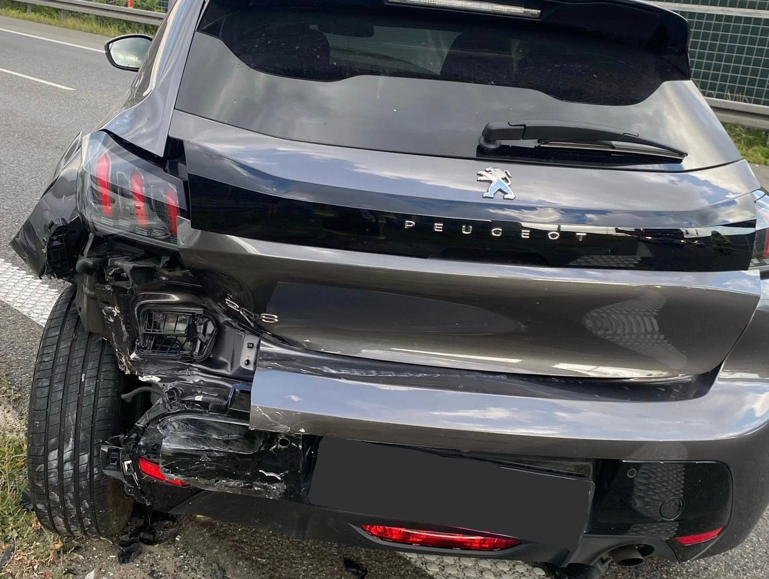 Kolizja na A2 pod Brwinowem