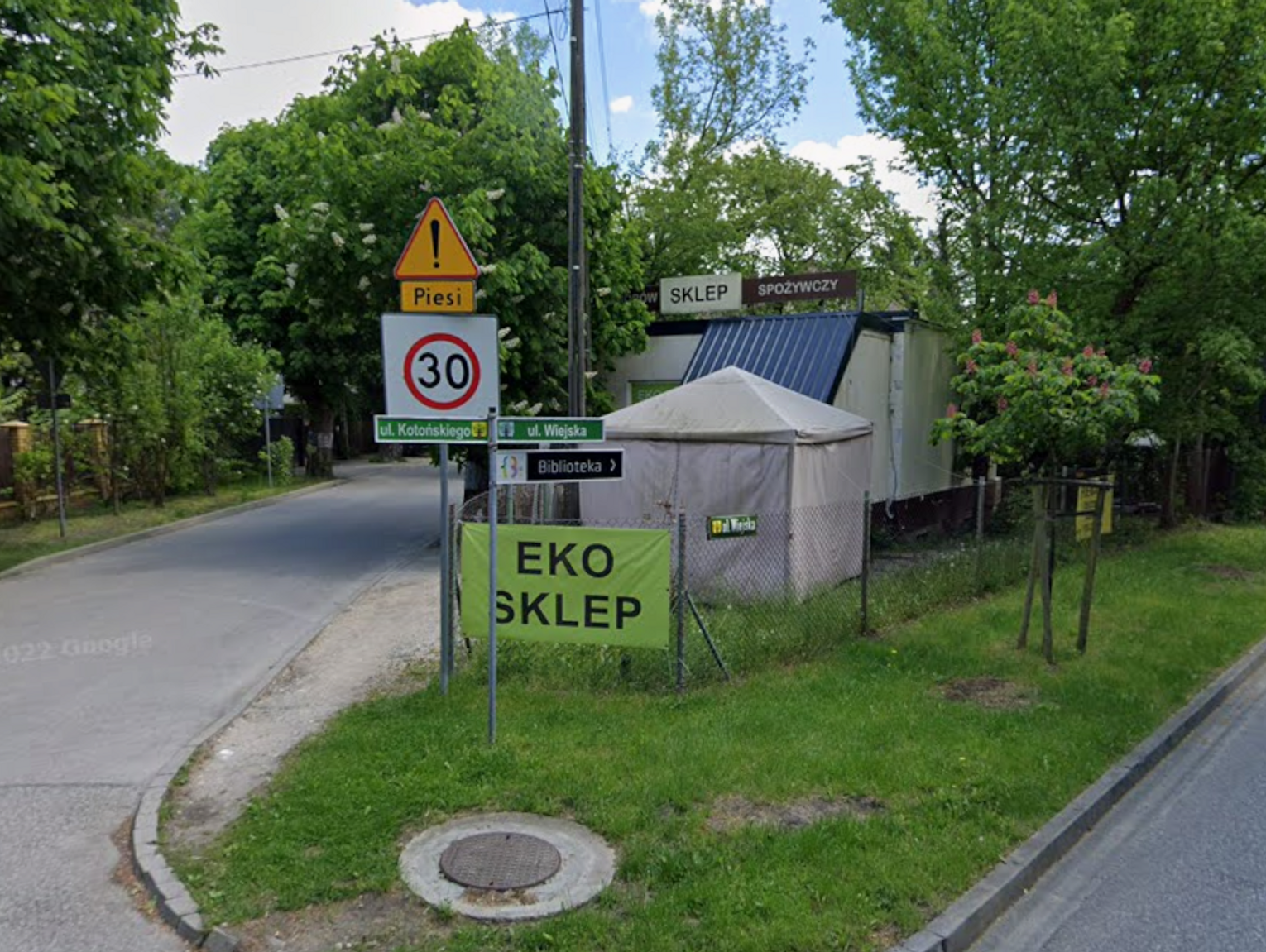 Komorów: znika popularny sklep spożywczy