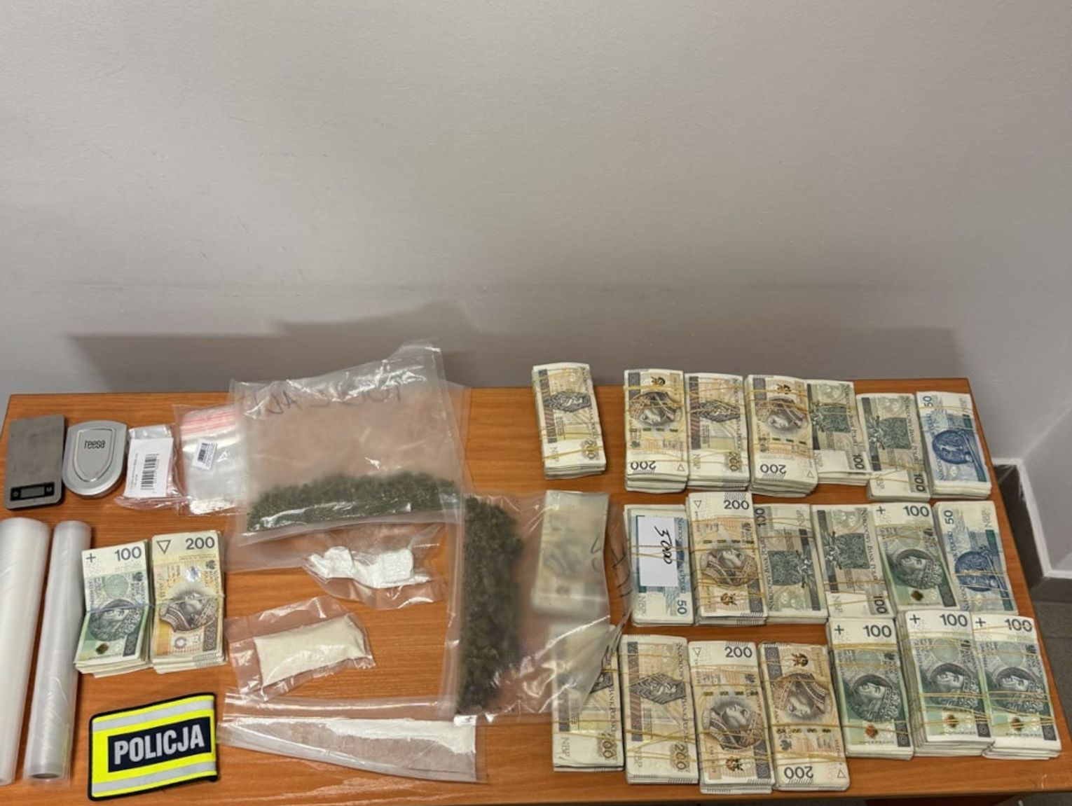 Kryminalni z Grodziska złapali 25-latka na gorącym uczynku