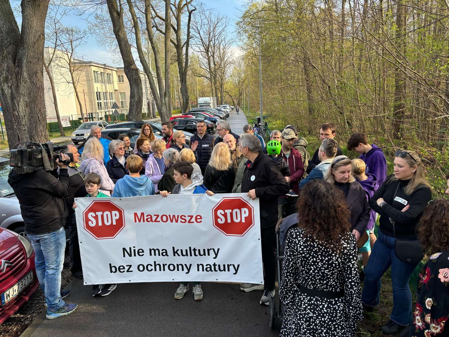„Nie chcemy amfiteatru!” – Otrębusy w ogniu protestu