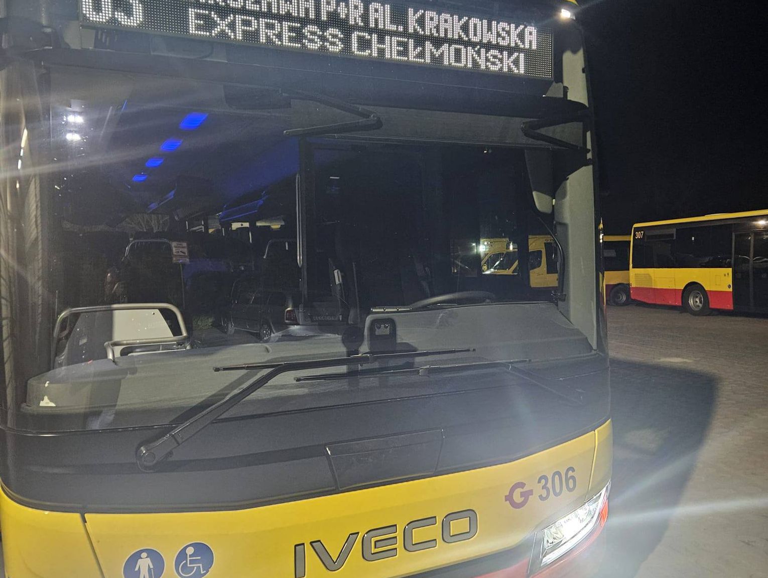 Nowa linia 83 Express Chełmoński ruszyła – szybkie połączenie z Warszawą