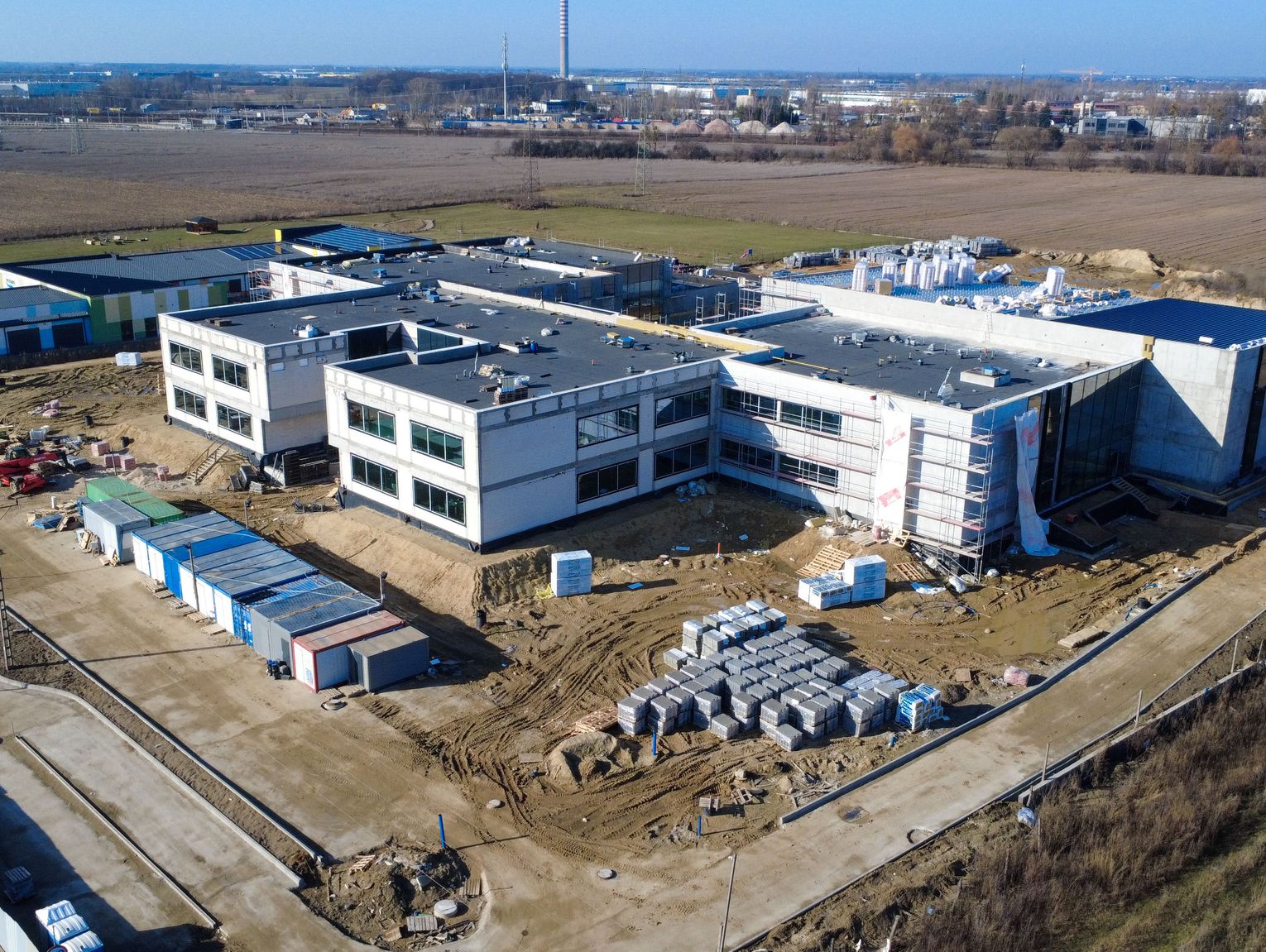 Nowa szkoła w Parzniewie coraz bliżej. Ruszył konkurs na dyrektora i rekrutacja uczniów