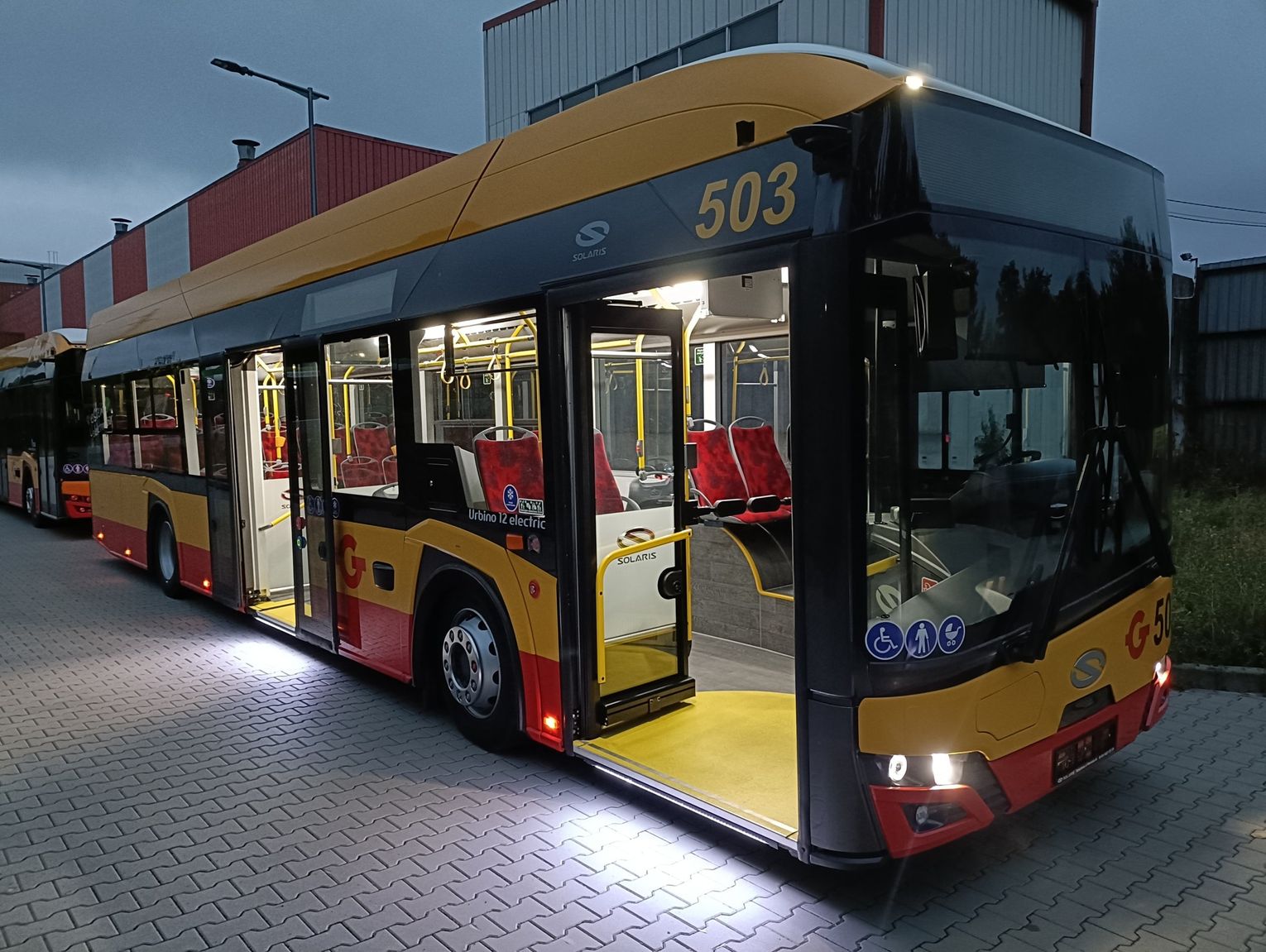 Nowe elektrobusy już w Grodzisku! Trzy Solarisy wzbogacą flotę GPA