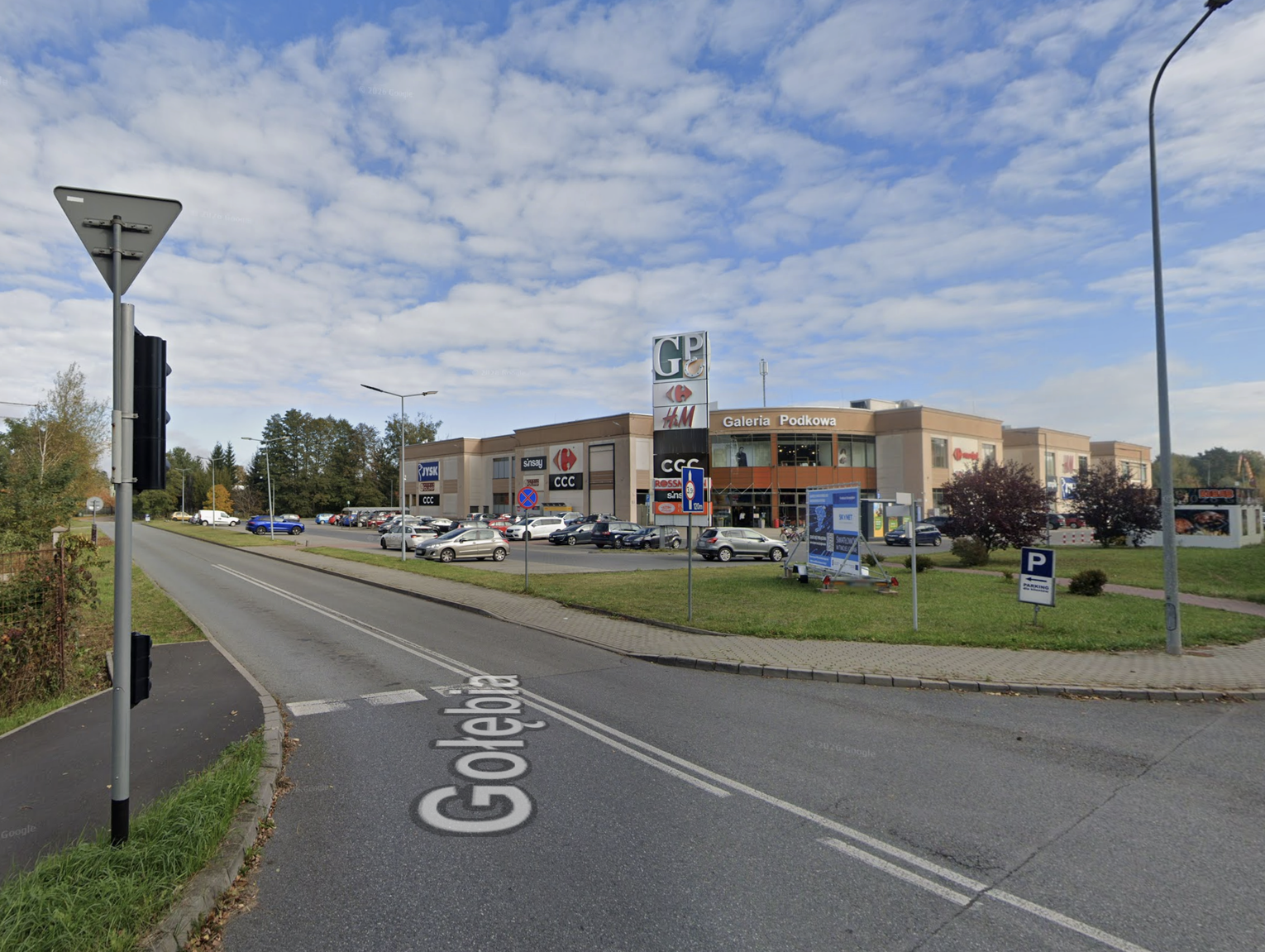 Nowe przejście dla pieszych przy Galerii Podkowa