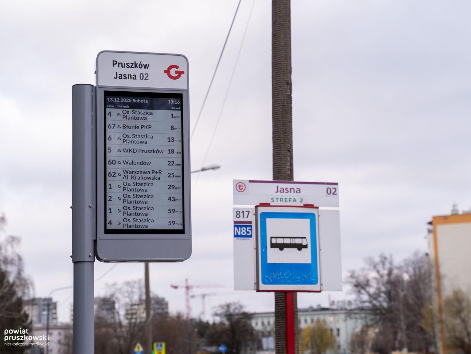 Nowe tablice informacji pasażerskiej GPA. 15 nowoczesnych ekranów już na przystankach