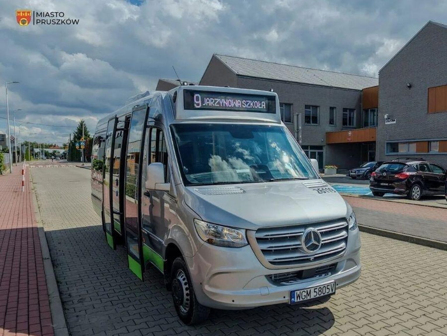 Nowy autobus wyjedzie na ulice Pruszkowa. Od września obsłuży linię szkolną nr 9