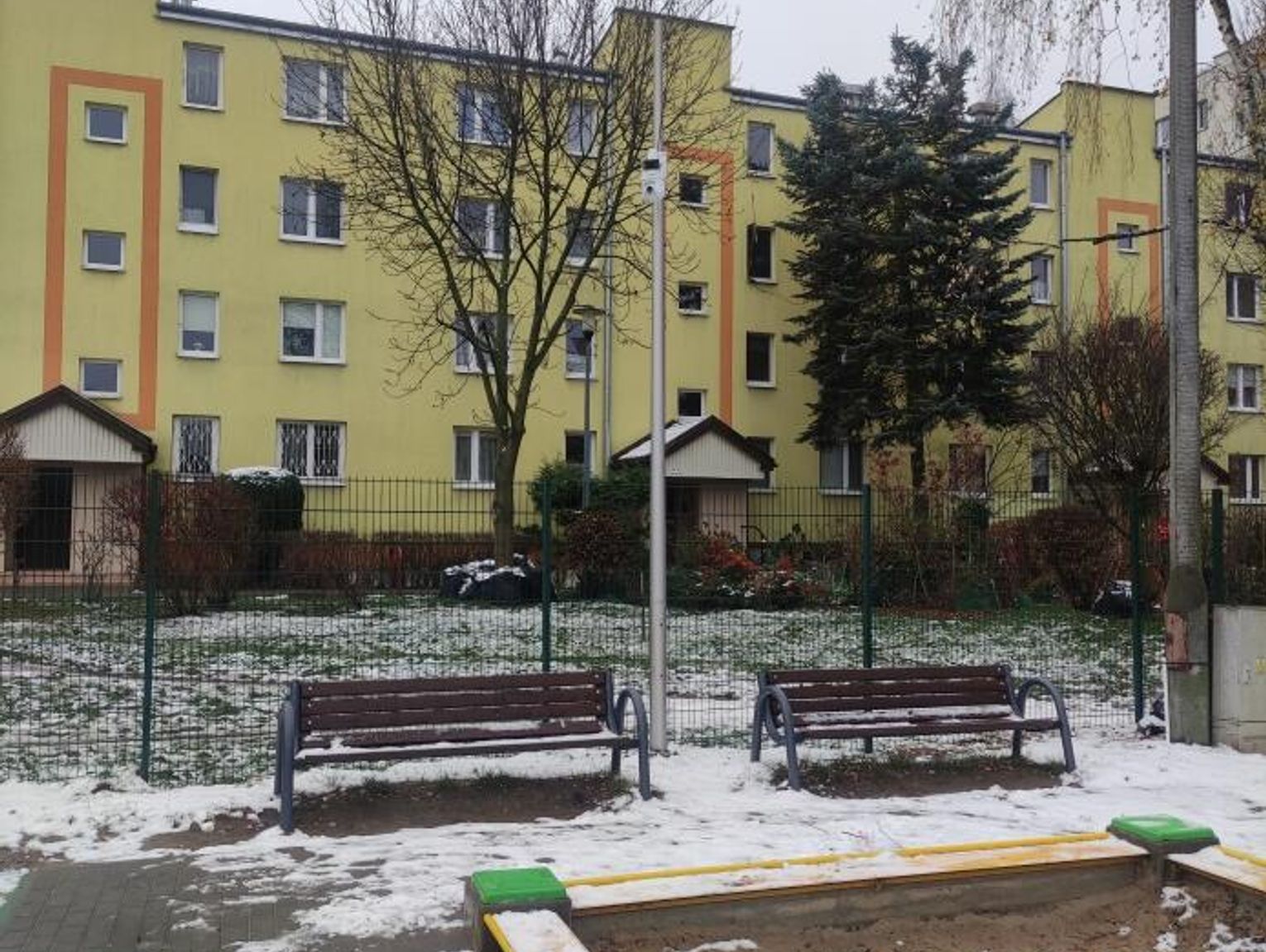 Nowy monitoring na obiektach sportowych w Pruszkowie już działa