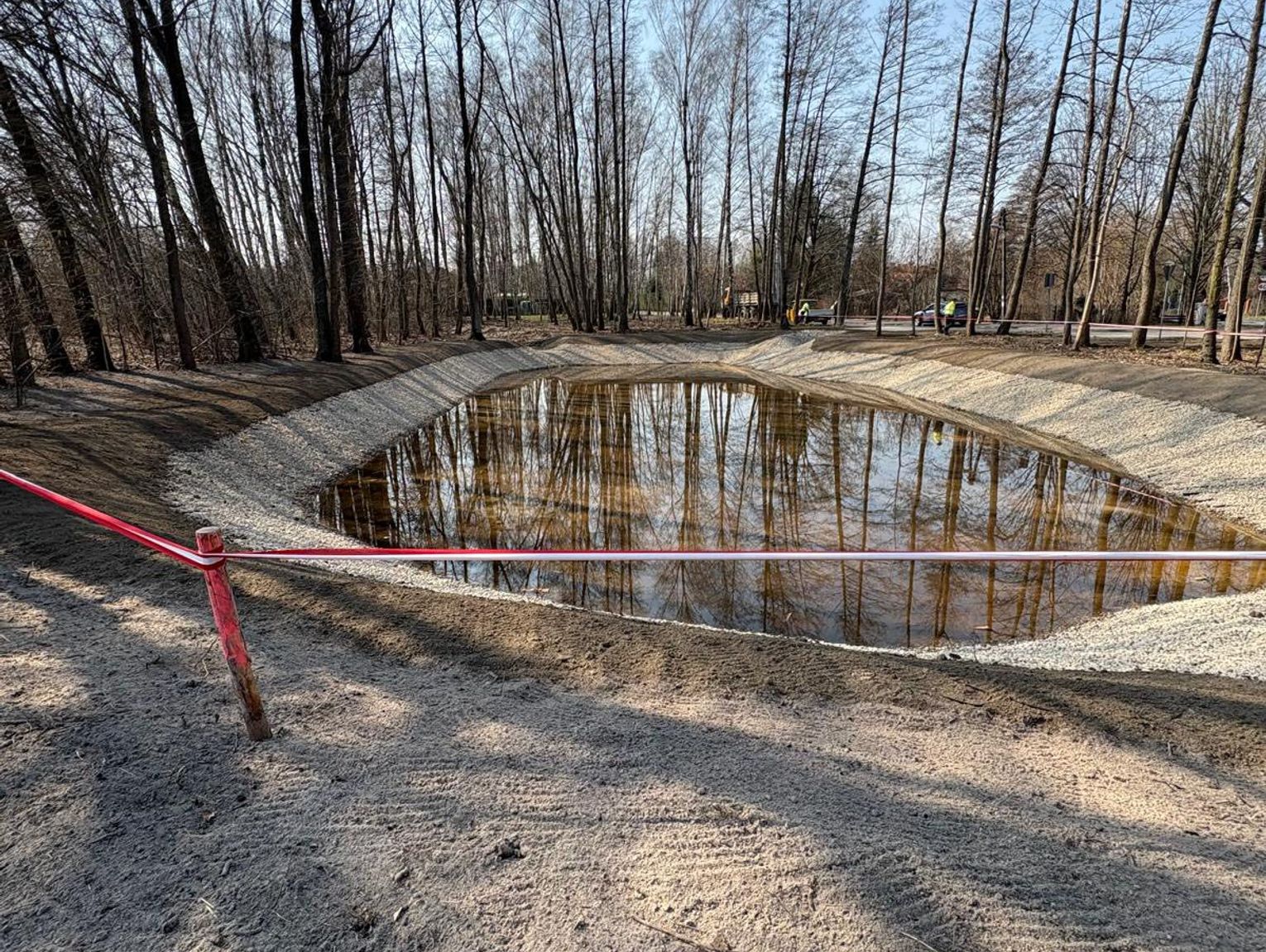 Nowy zbiornik retencyjny w Pęcicach Małych gotowy. Koniec problemów z zalewaniem?