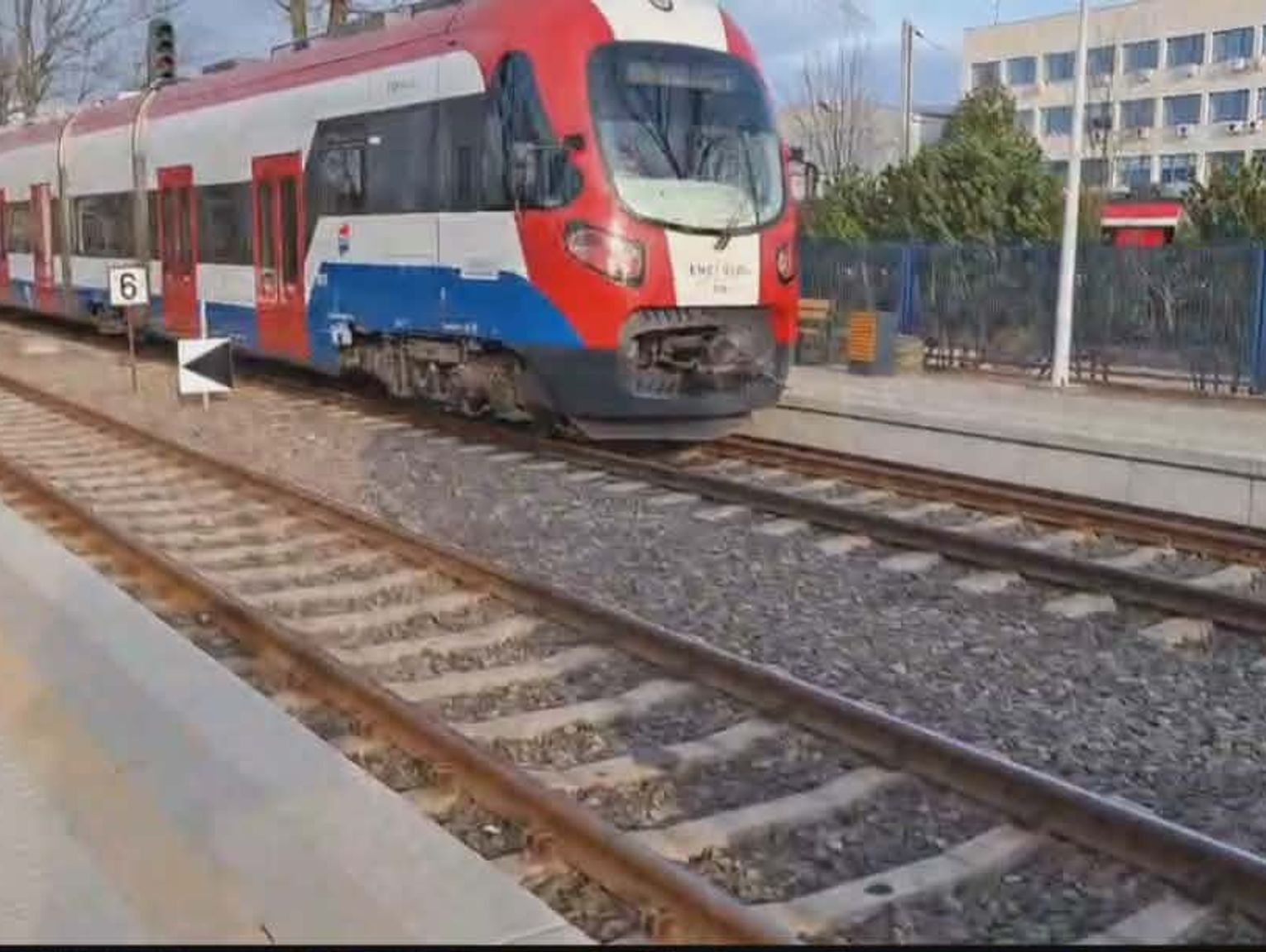 Pasażerowie WKD mówią dość. Zbierają podpisy pod petycją