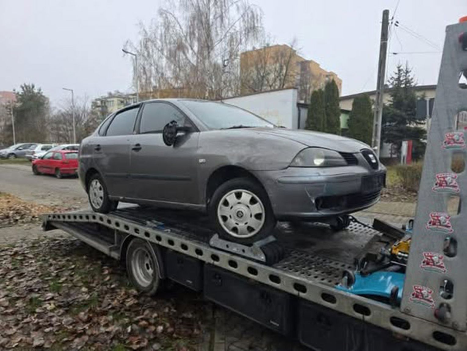 Piastów usuwa wraki z ulic. Mieszkańcy liczą na porządki