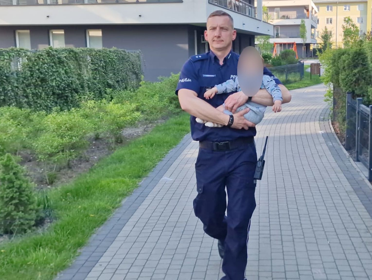 Policja zabrała dziecko pijanej matce