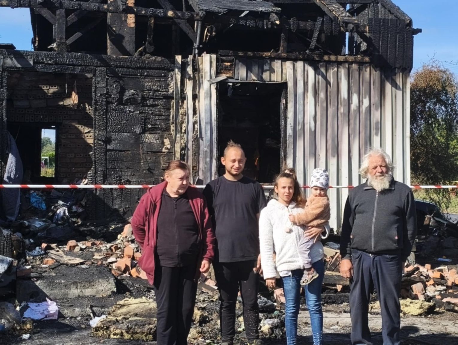 Pożar w Rumiance – rodzina straciła dom, potrzebna pomoc
