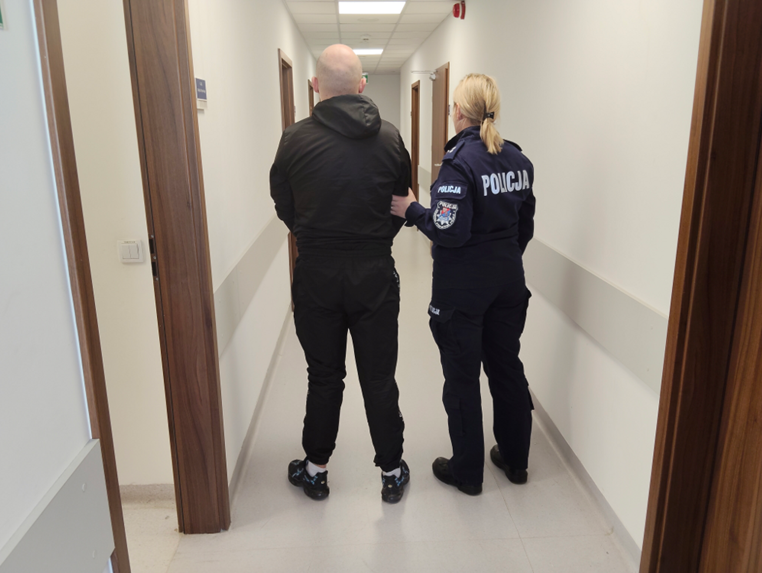 Szok w Pruszkowie! 33-latek zatrzymany z narkotykami – grożą mu poważne zarzuty